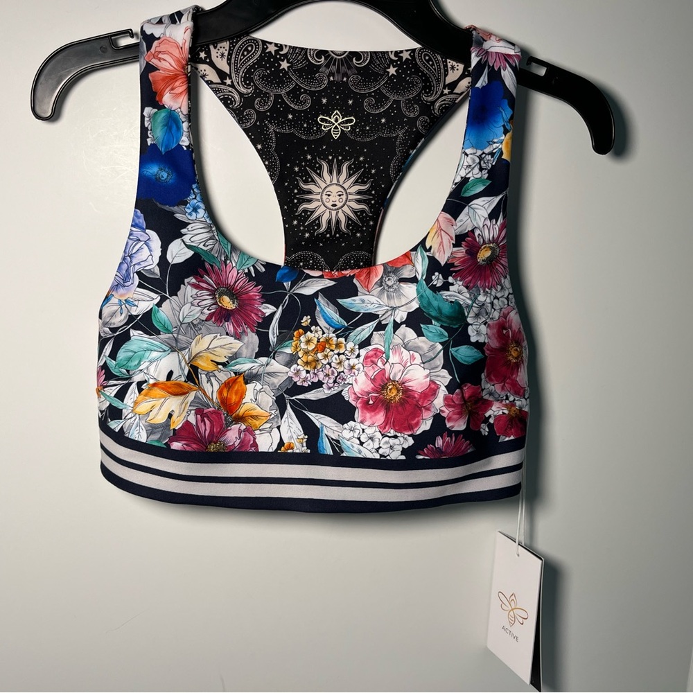 Johnny Was Fall Dance Bee Active Reversible Sports Bra
Size: XS - Picture 1 of 13